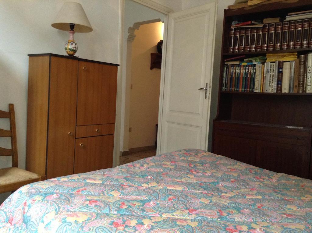 ヴィアレッジョ Casa Saraヴィラ 部屋 写真